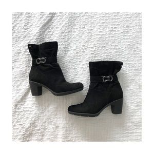 Black Heeled Buckle Ankle Boots
